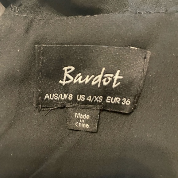 Black ruffle dress-Worn once! - Picture 2 of 3